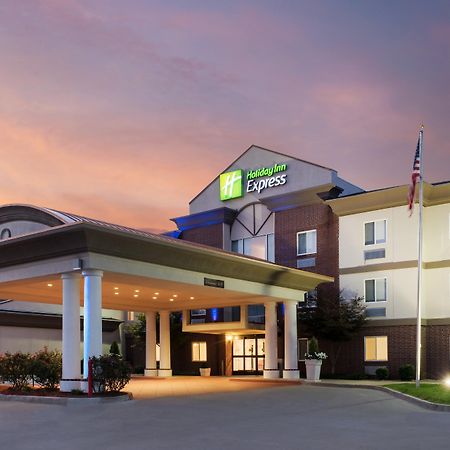 Holiday Inn Express Warrenton By Ihg Exterior photo